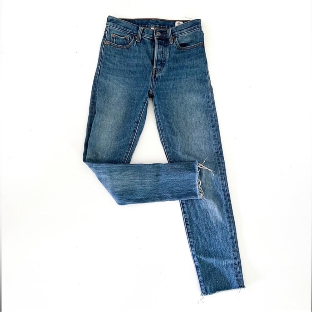 Levi’s Icon Wedgie Fit Skinny Jeans size 25